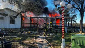 Christmas Eve fire destroys Elgin home