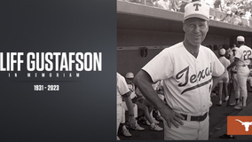 2-time Texas national champion coach Gustafson dead at 91