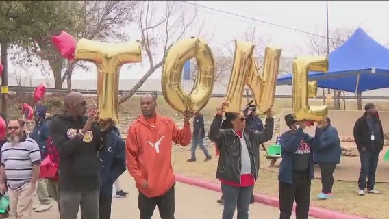 Austin gas station shooting: Family of man killed believes his death was unjustified