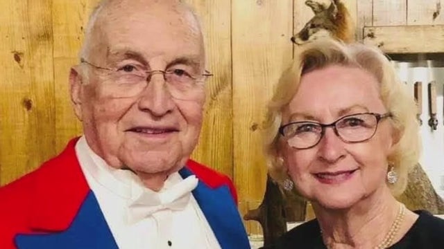 Police searching for suspect vehicle involved in deadly South Austin hit-and-run crash