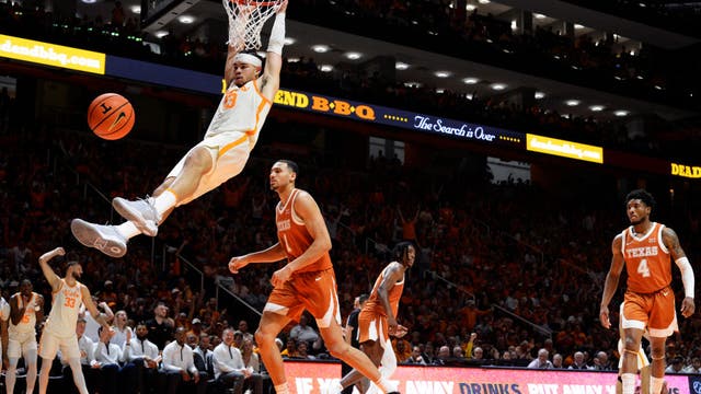 Nkamhoua, Zeigler lead No. 4 Tennessee over No. 10 Texas