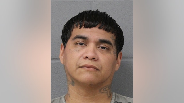 Man arrested in connection to 2 North Austin robberies