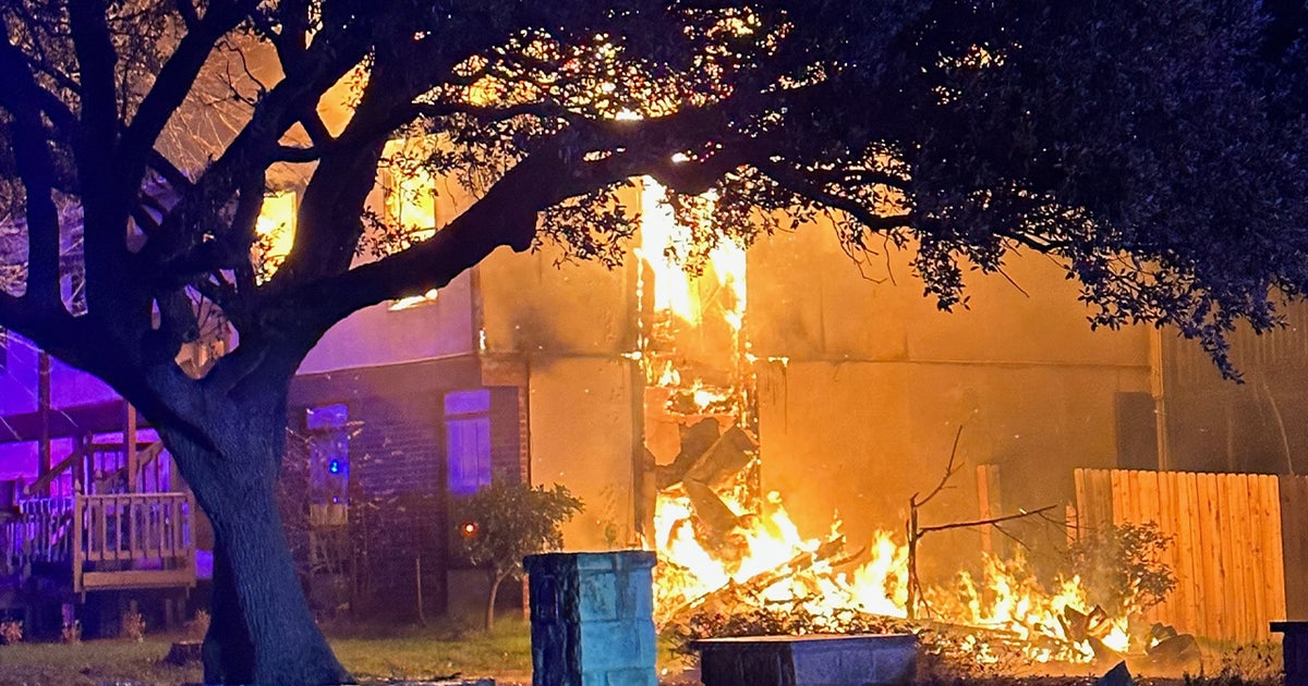 Two injured in house fire in Northwest Austin | FOX 7 Austin