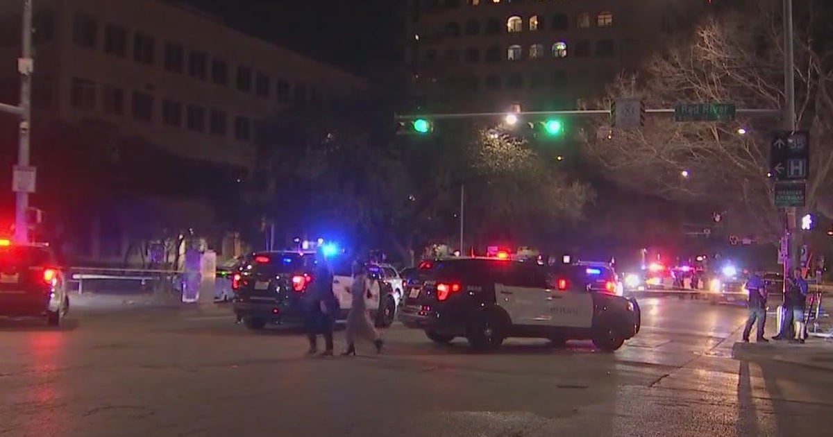 Man killed in Downtown Austin shooting identified; police investigating ...