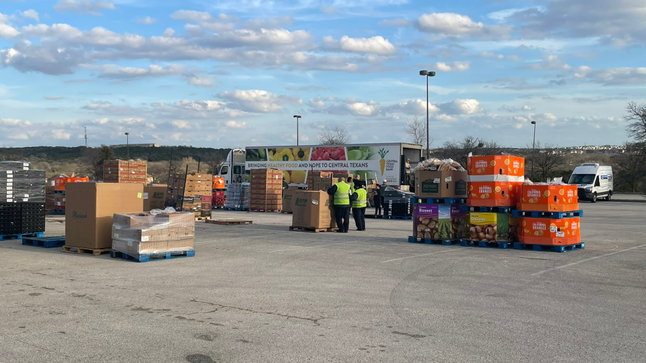 Central Texas Food Bank provides 500 households with food in response to increased need Central Texas Food Bank provides 500 households with food in response to increased need