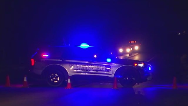 Child airlifted to hospital with serious injuries following 2-vehicle crash in Del Valle