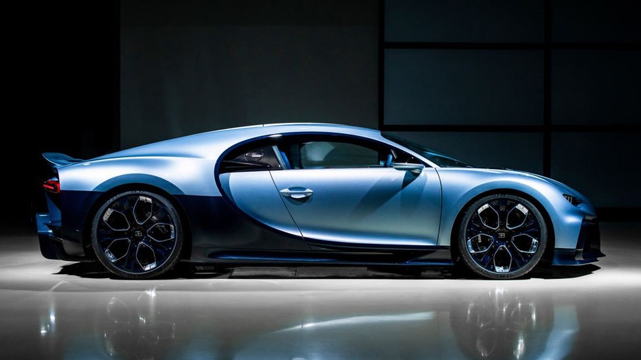 Bugatti-sells-for-auction-record-III.jpg