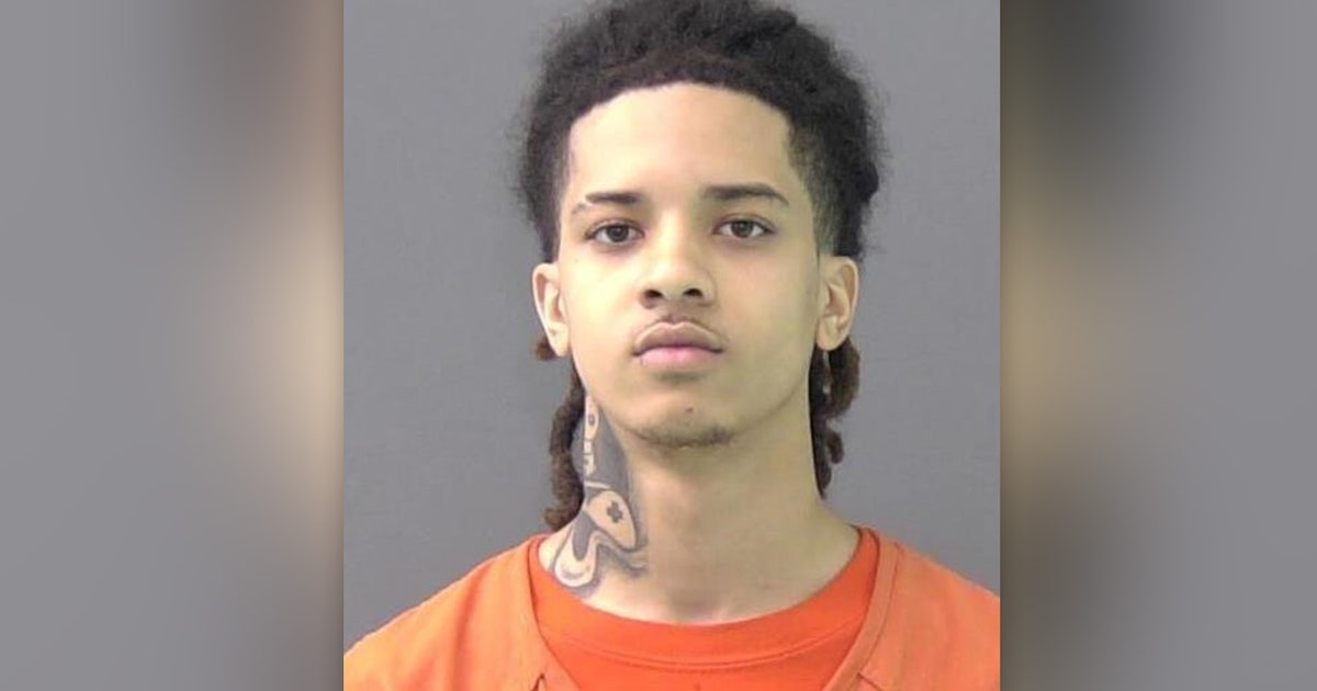Double murder at North Austin hookah lounge: Teen suspect arrested in ...