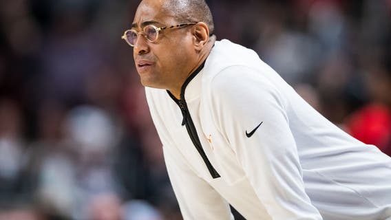 Texas bumps interim coach Rodney Terry salary over $800,000