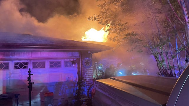 South Austin house fire leaves 2 displaced