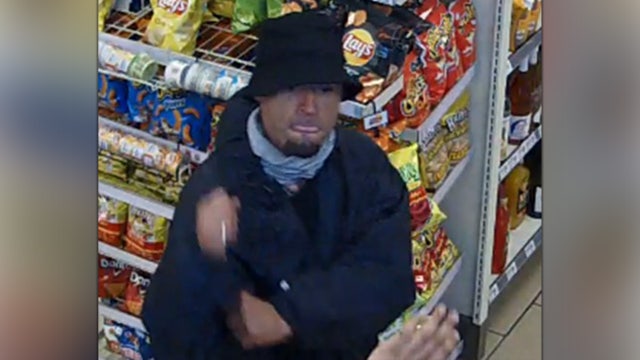 Austin police searching for man who tried to stab a 7-Eleven employee