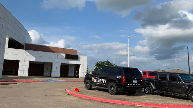 Elgin ISD families hear from district leaders on improving school safety