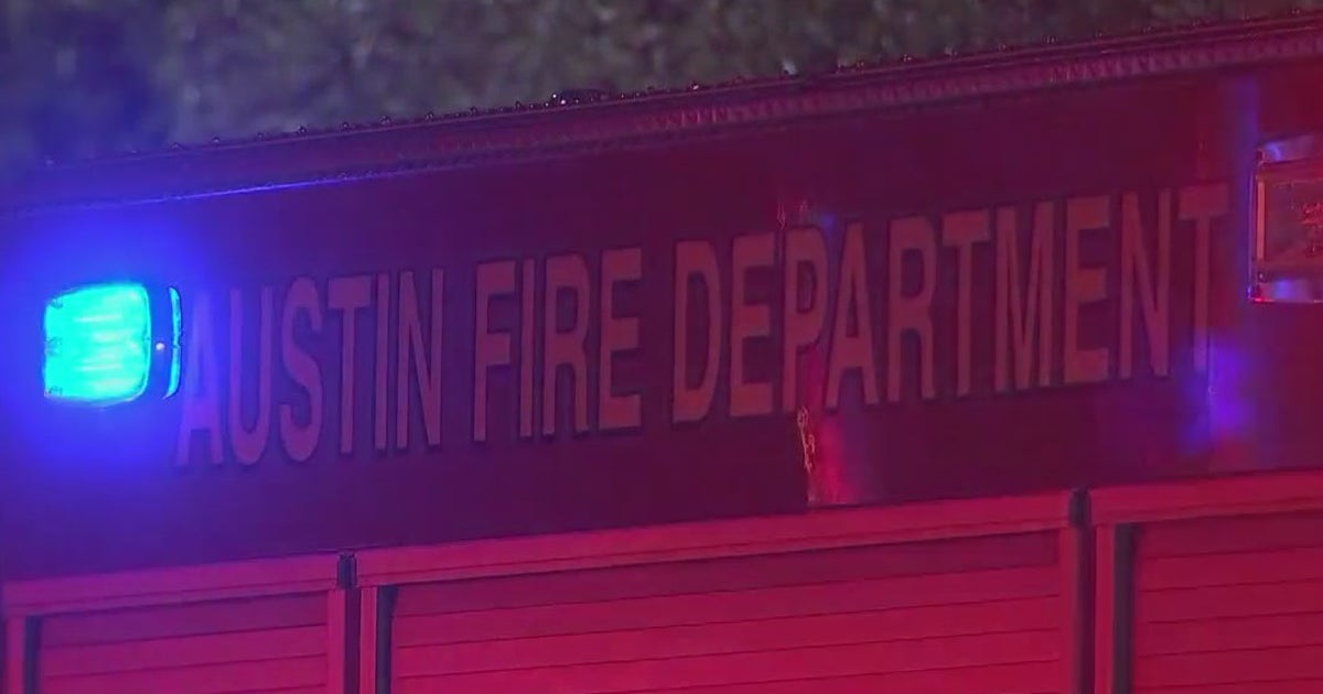 AFD responds to lightning strike fire in Northeast Austin | FOX 7 Austin