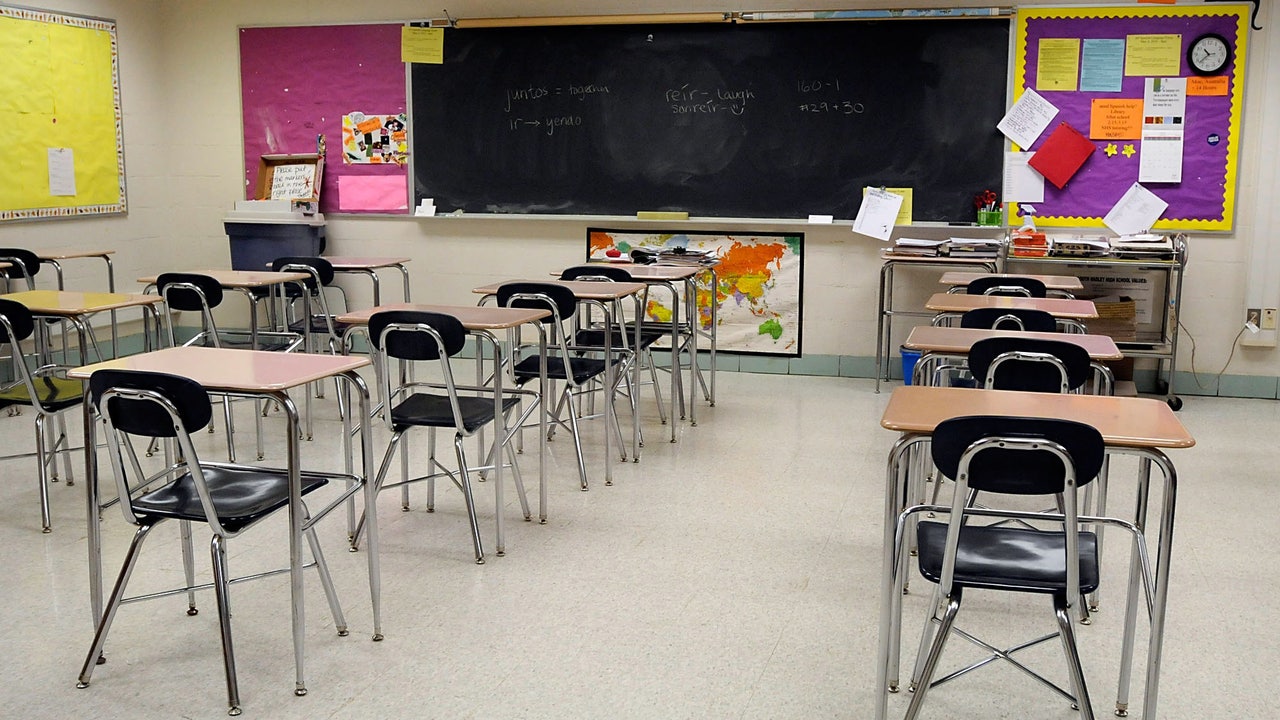 Future uncertain for Texas teachers after legislative gridlock
