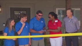 Disabled veteran gifted custom-designed home in Canyon Lake