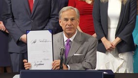 Gov. Abbott signs bill banning certain books in school libraries