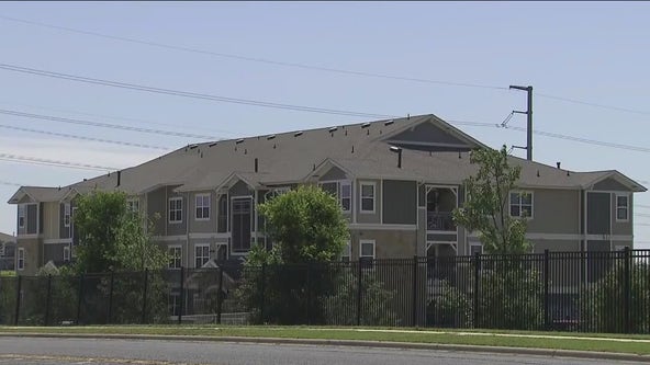 Girl shot in the head at Northeast Austin apartment complex