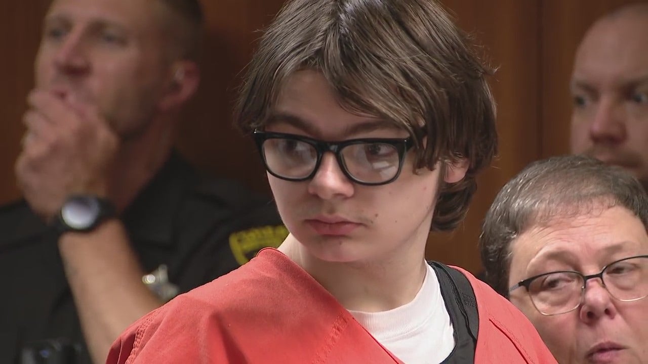 WATCH: Ethan Crumbley's hearing resumes: defense argues Google searches, mental illness before Oxford shooting - Vimarsana News