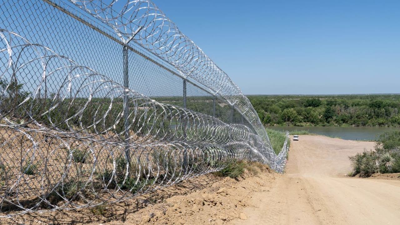 Razor wire deals houston