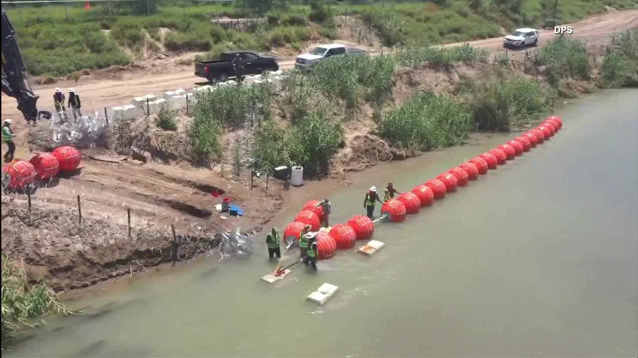 Justice Department tells Texas that floating barrier on Rio Grande raises humanitarian concerns - Vimarsana News