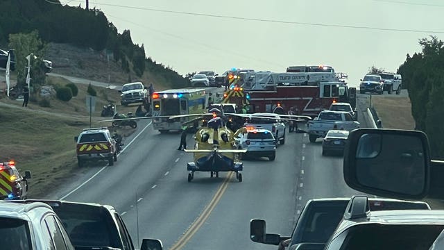 Motorcycle crash in Travis County leaves 1 person dead
