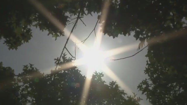 Experts say extreme summer heat can impact mental health
