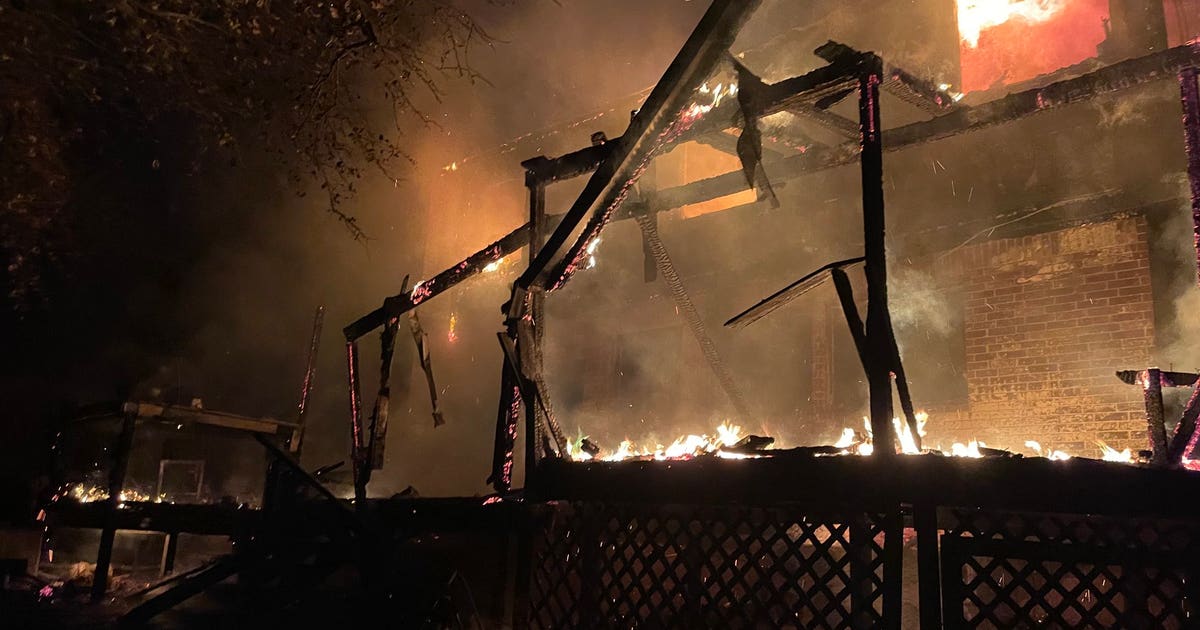 Smoke alarm saves family from house fire in Southwest Austin | FOX 7 Austin