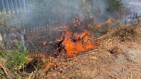 AFD responding to brush fire in downtown Austin