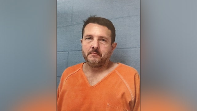 Fayetteville man arrested with help from nearby residents