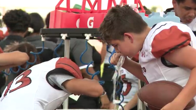 Central Texas high school football games delay start times due to heat