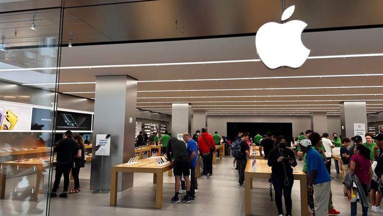 Apple-store.jpg