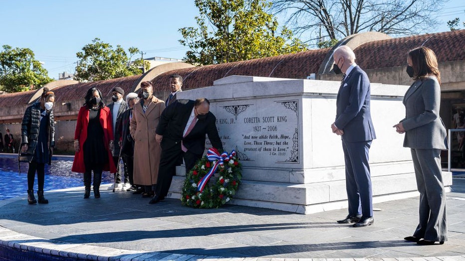 Biden-and-Harris-meet-with-King-family.jpg