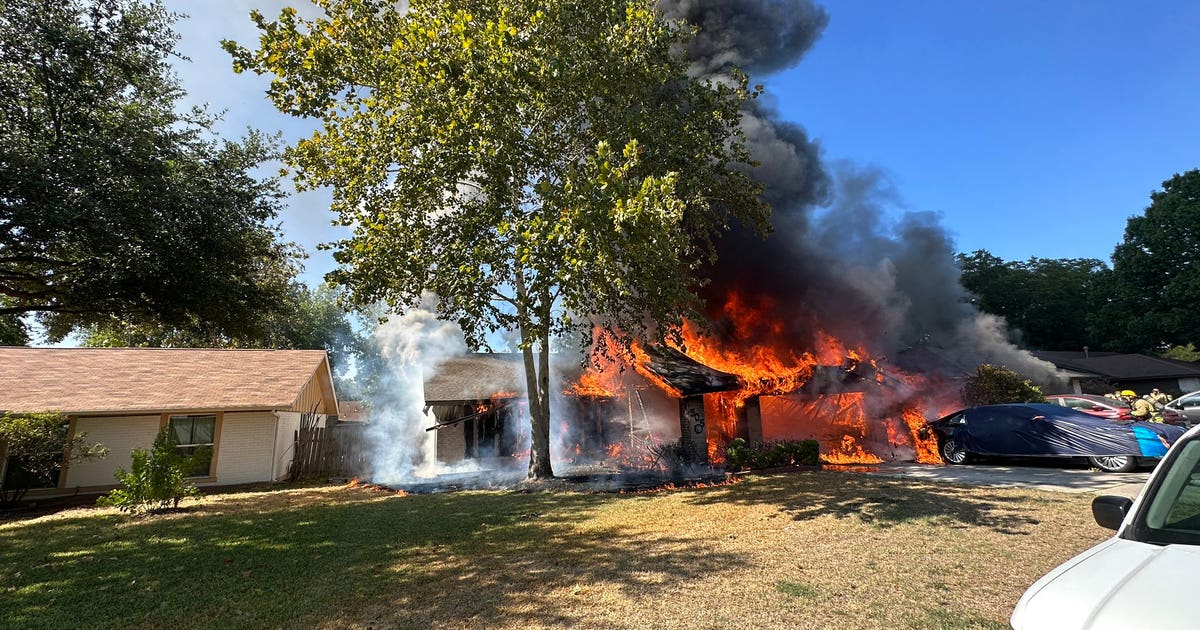 3 families displaced following fire in South Austin | FOX 7 Austin