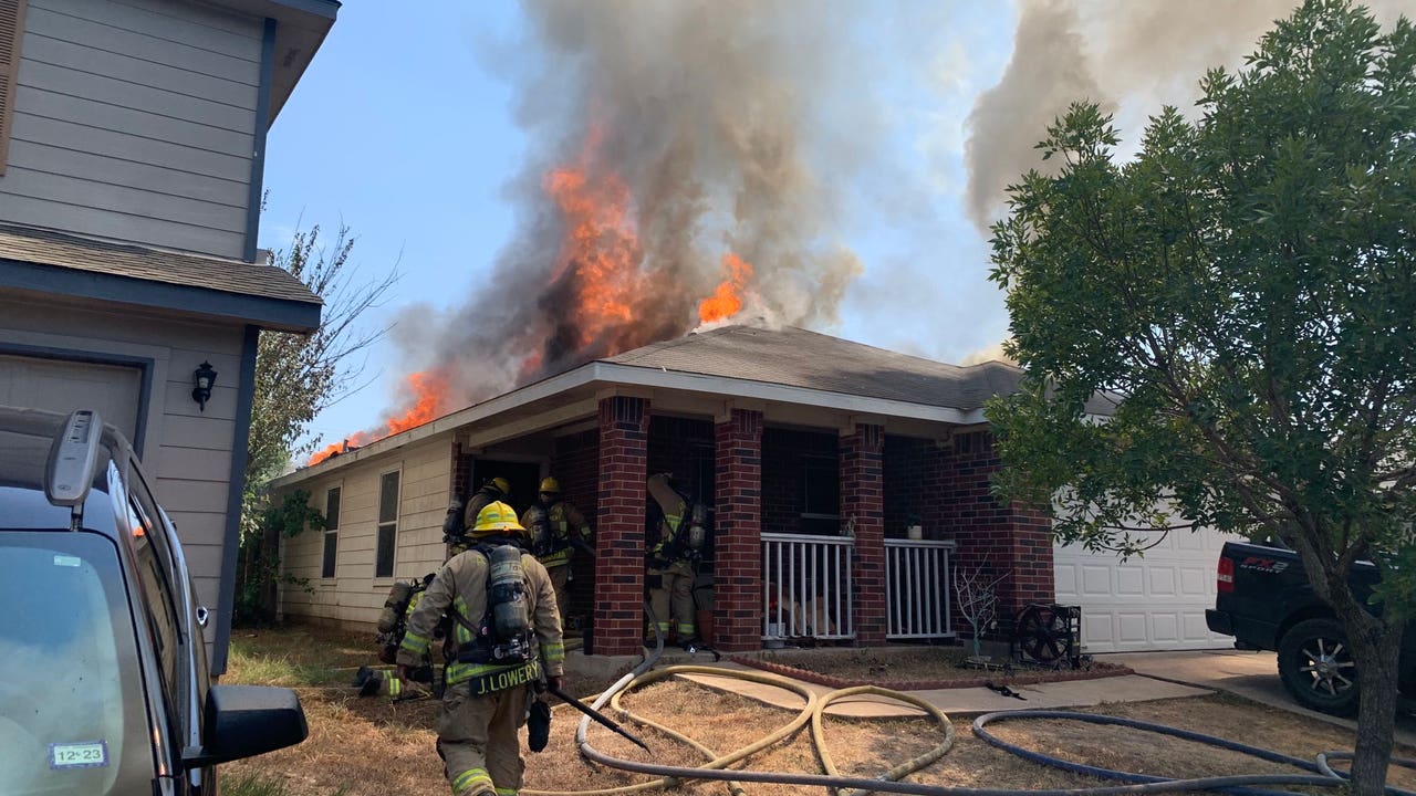 2 dogs dead, 5 people displaced after house fire near Austin-Bergstrom; fire ruled accidental