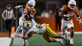 Worthy TD sparks No. 4 Texas as Longhorns pull away late from Wyoming 31-10