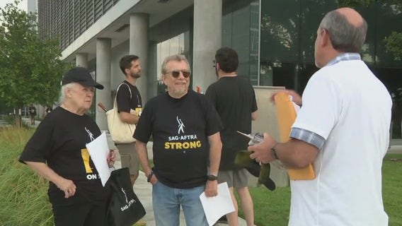SAG-AFTRA members rally at Amazon office at The Domain