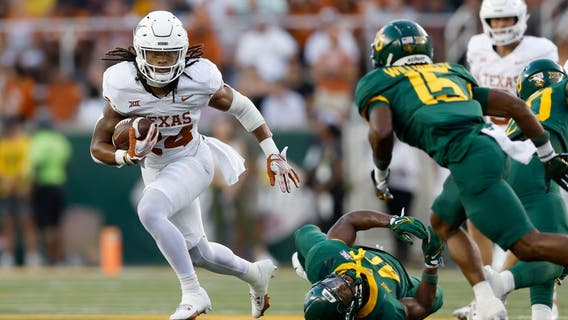 Brooks, defense lead No. 3 Texas into final Big 12 season with dominant 38-6 win at Baylor