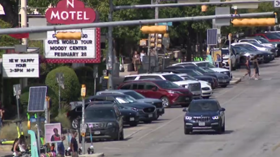 Drivers will now pay for parking on South Congress