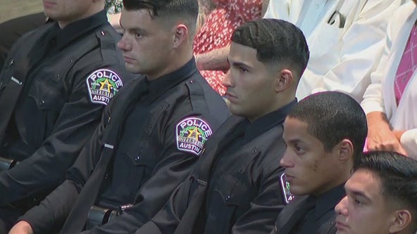 19 new Austin police officers welcomed to department