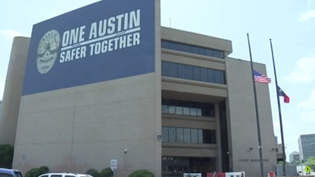 Confusion in Austin lingers over when to call 911 or 311