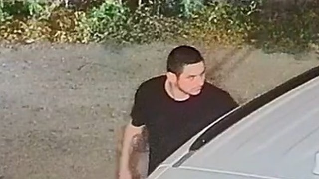 Man burglarizes unoccupied car on Duval Street: APD