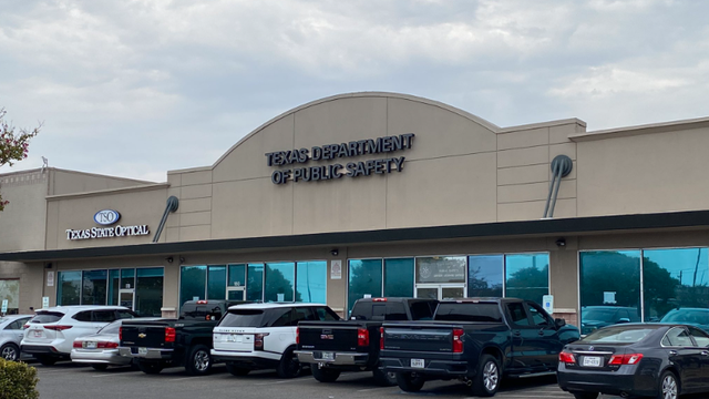 Texas DPS driver's license offices deal with appointment backlog after glitch