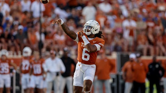 Redshirt freshman Maalik Murphy stars in QB debut for No. 7 Texas in a 35-6 win over BYU
