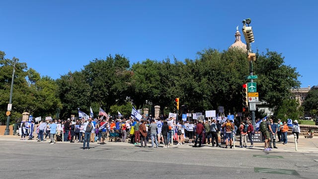 Israel-Hamas war: Central Texans gather at Capitol in support of Israel
