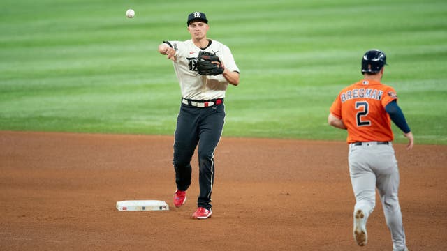 Corey Seager takes shot at Astros' Alex Bregman at Rangers World Series parade