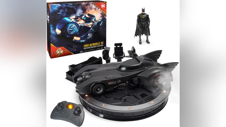 1989-BATMOBILE-RC.jpg