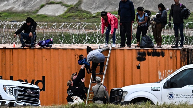 U.S. Department of Justice says it will sue if Texas enforces new law punishing illegal border crossing