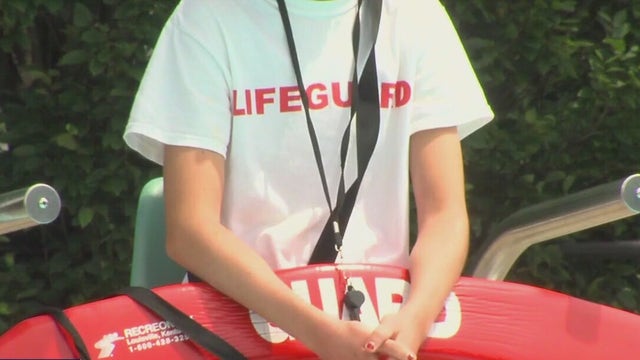 Austin hiring hundreds of lifeguards before pools open