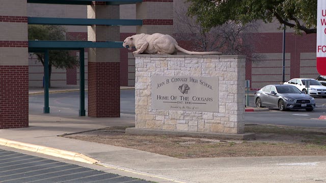 Pflugerville ISD student arrested for bringing sword on campus