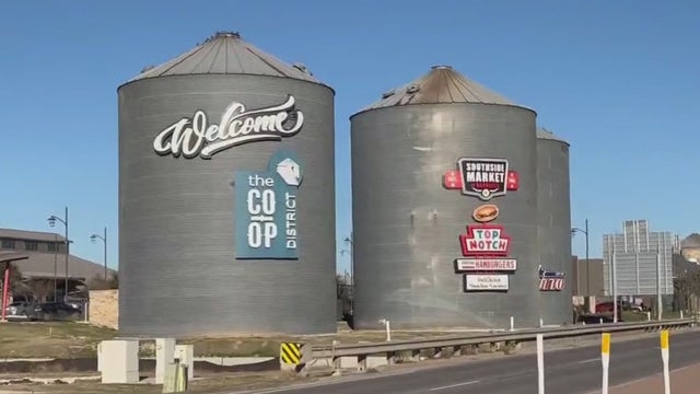 Hutto Farmers Market, city at odds about set up